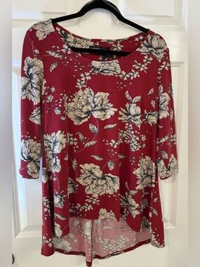NEW! Capsule Casual Red Floral Scoop-Neck Tunic Top 10